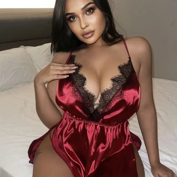 Plus Size Sexy Nightdress Set, Women's Plus Contrast Lace Criss Cross Open Back - Picture 5 of 5